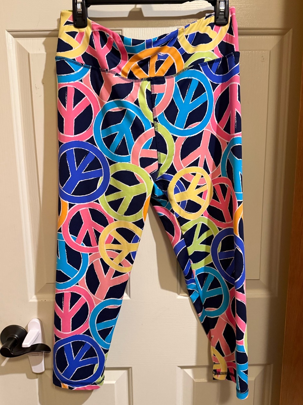 Lulu-B Leggings with Multicolor Peace Sign Print